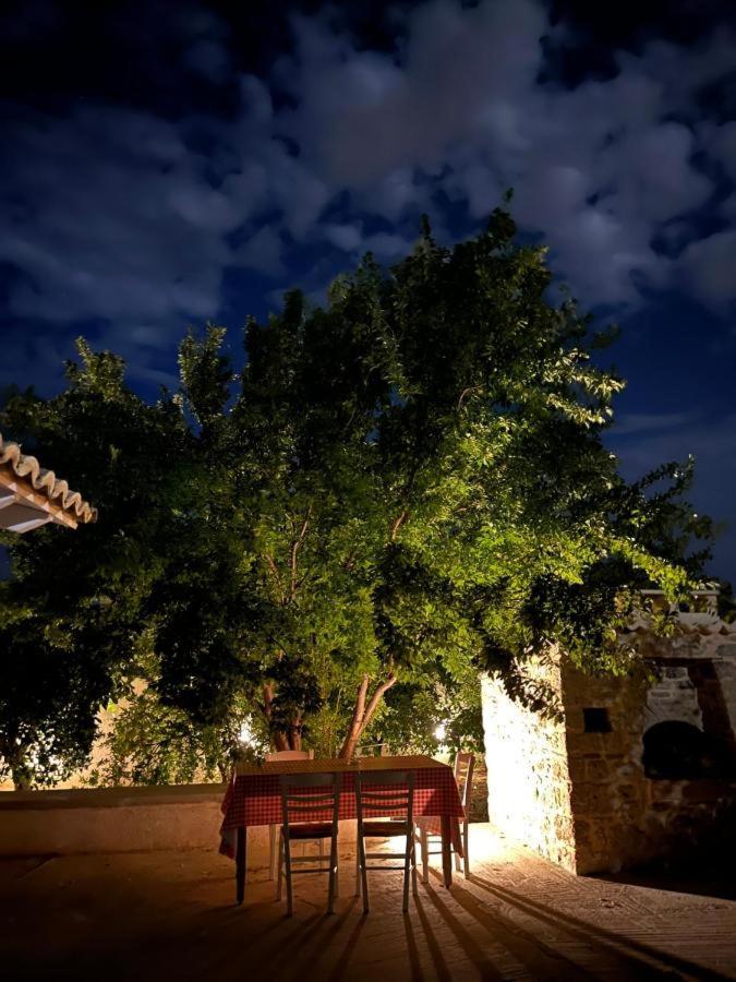 Aνεξάρτητη Παραδοσιακή Πέτρινη Κατοικία Corinth Экстерьер фото